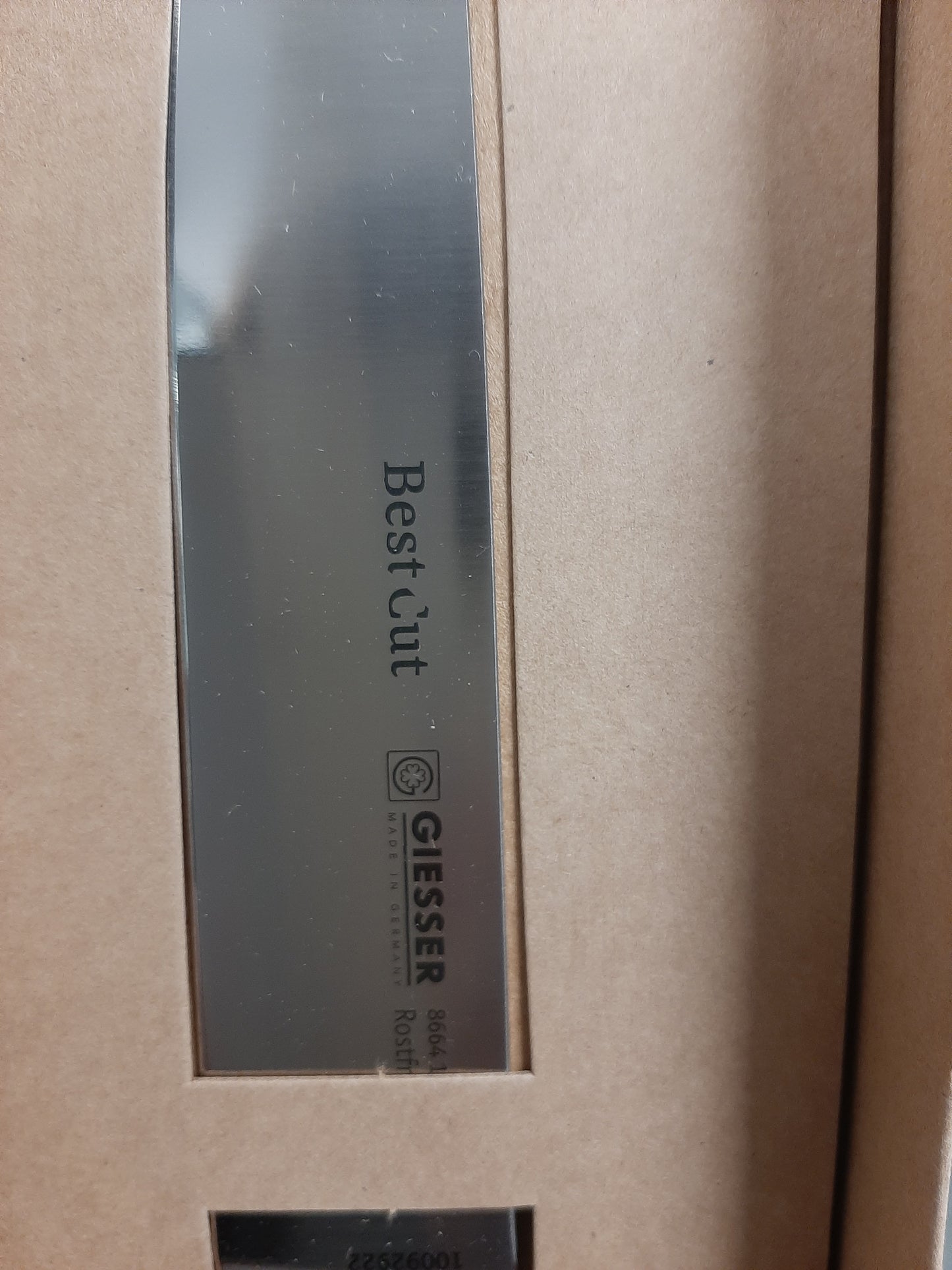 A8664 18 O - Filet-de-Sole Messer, Olivenholz, BestCut